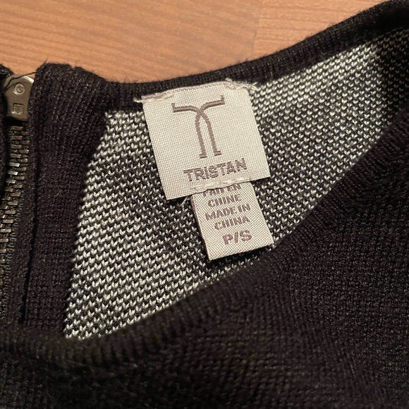 Alice Olivia Diagonal Plaid Drop Waist Dress by Tristan - black corporate - Picture 7 of 11